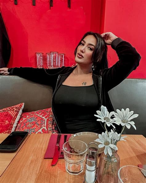 mathira hot photo|Mathira – The Pakistani bombshell